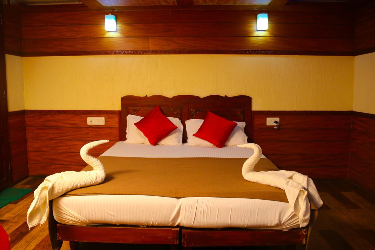 מלון Alappuzha Harmony Houseboats מראה חיצוני תמונה